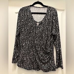 Talbots Cross Over Black and White Women's Top. Women’s Size 2X
